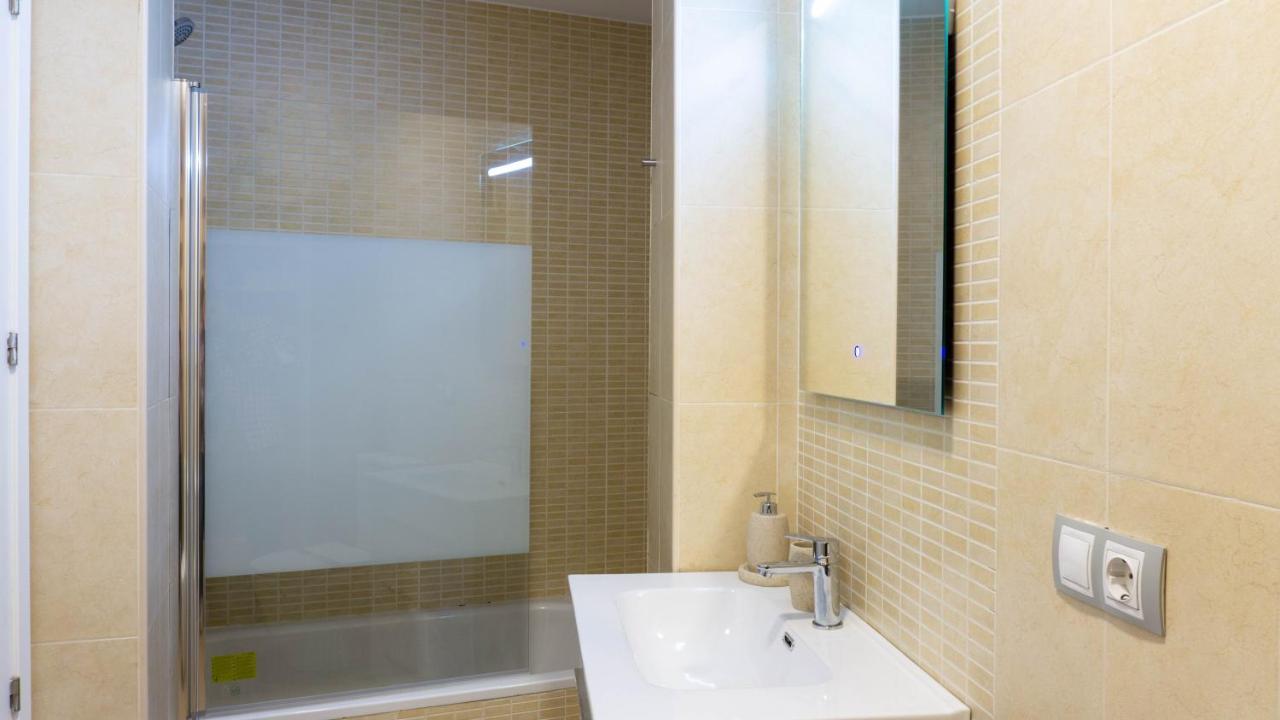 מאלגה Luxury Apartment Dos Aceras מראה חיצוני תמונה